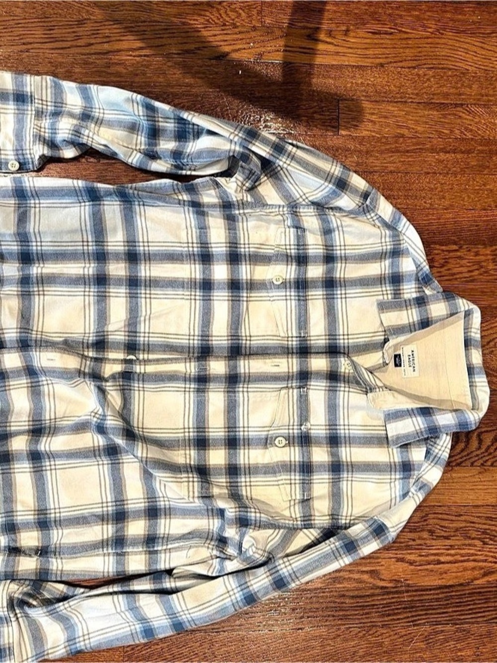 American Eagle Men's Plaid Shirt in Blue & White Size Large